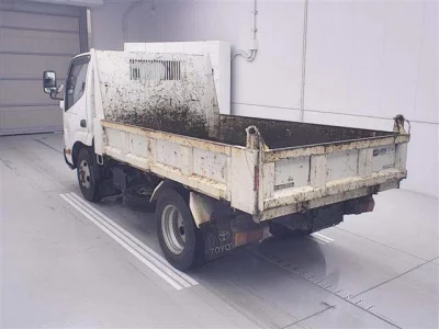 TOYOTA DYNA