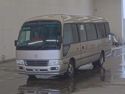 TOYOTA COASTER