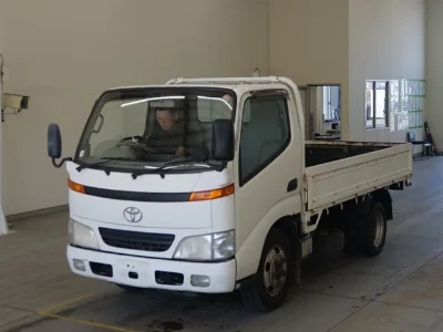 TOYOTA DYNA