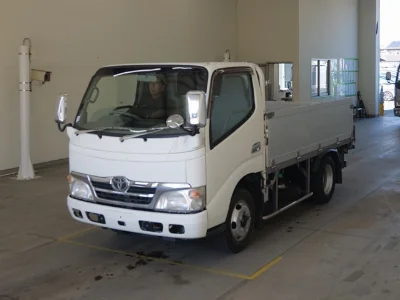 TOYOTA DYNA