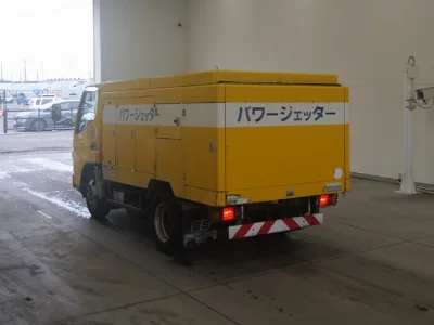 MITSUBISHI CANTER