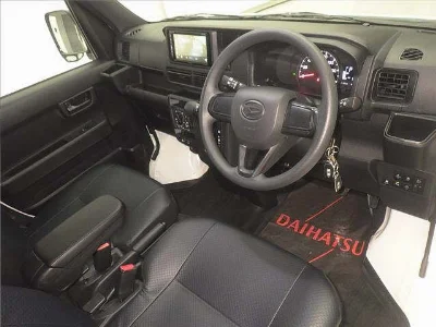 DAIHATSU HIJET VAN