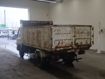 MITSUBISHI CANTER