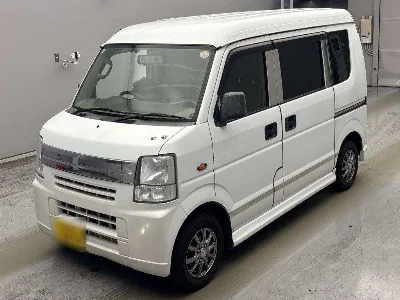 NISSAN CLIPPER VAN
