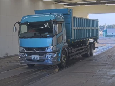 MITSUBISHI FUSO SUPER GREAT