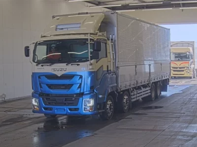 ISUZU GIGA