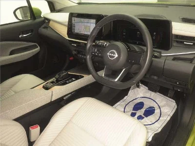 NISSAN AURA