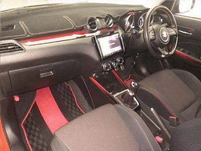 SUZUKI SWIFT