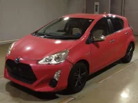 Цена авто Toyota Aqua с аукционов Японии, номер кузова NHP10, пробег 133 000, оценка 2