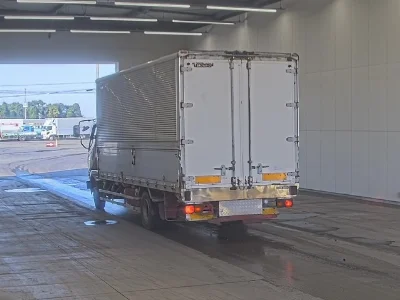 MITSUBISHI FUSO FIGHTER