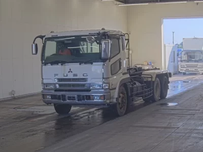 MITSUBISHI FUSO SUPER GREAT