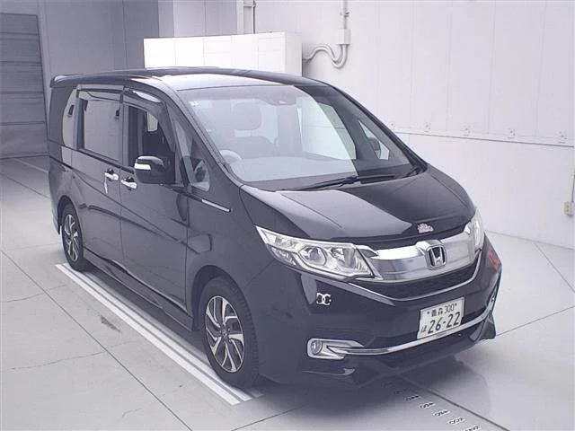 Honda Stepwgn 2016