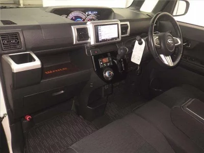 DAIHATSU WAKE