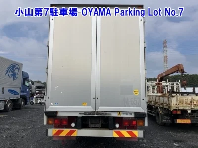 MITSUBISHI FUSO SUPER GREAT