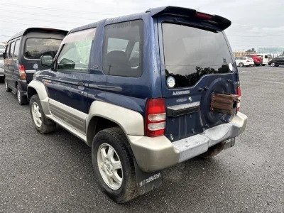 MITSUBISHI PAJERO JUNIOR