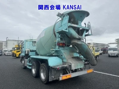 ISUZU GIGA