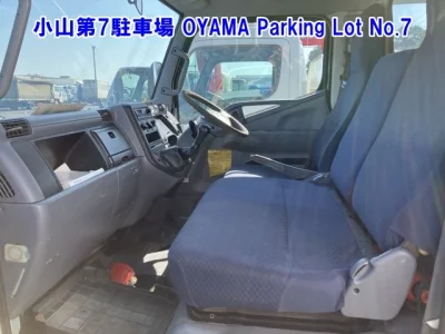 MITSUBISHI CANTER