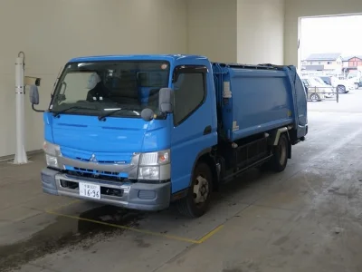 MITSUBISHI CANTER
