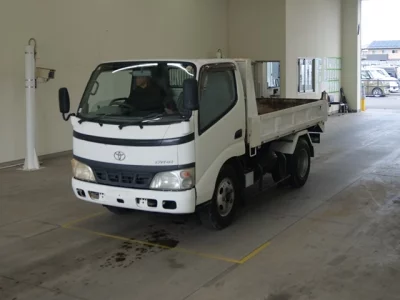 TOYOTA DYNA