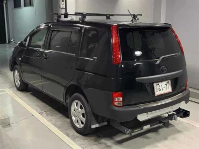 TOYOTA ISIS
