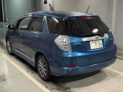 HONDA FIT SHUTTLE