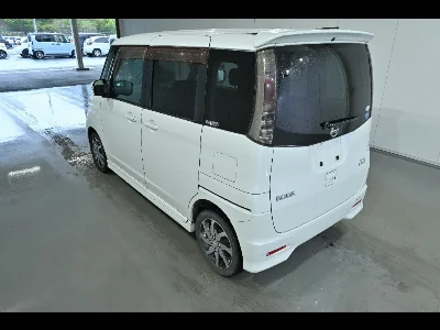 NISSAN ROOX