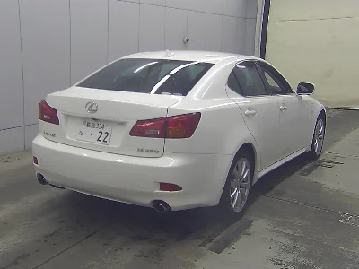 LEXUS IS