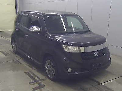 TOYOTA BB