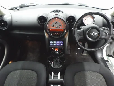 MINI MINI CROSSOVER
