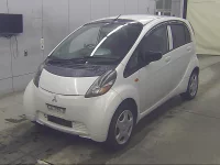 Mitsubishi i