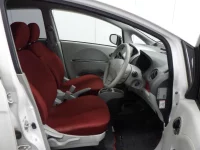 Mitsubishi i