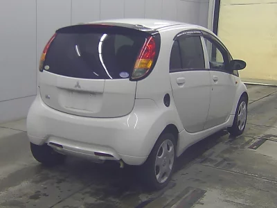 MITSUBISHI I