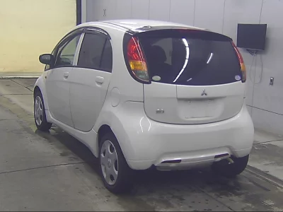 MITSUBISHI I