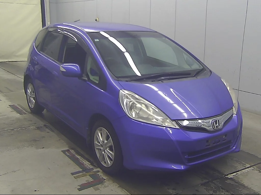 Honda Fit  с аукциона в Японии