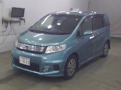 HONDA FREED SPIKE