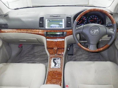TOYOTA PREMIO