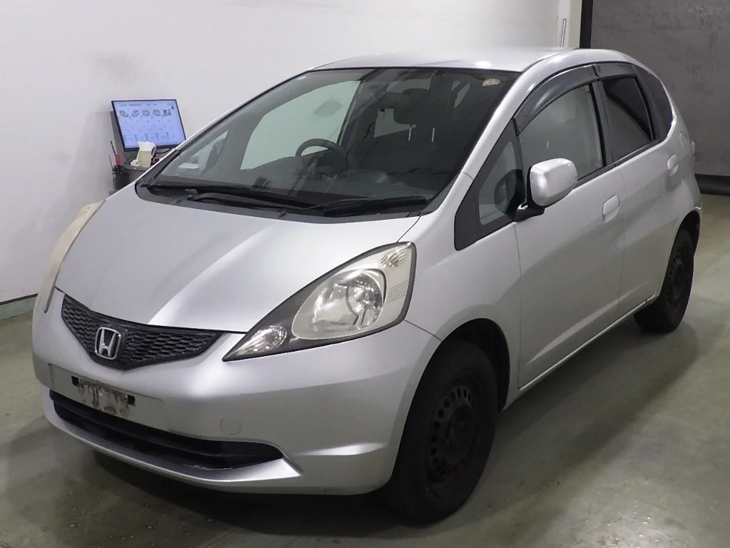 Honda Fit  с аукциона в Японии