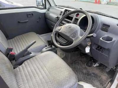 TOYOTA PIXIS TRUCK