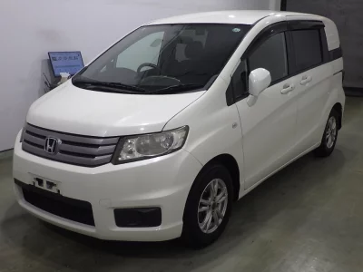 HONDA FREED SPIKE