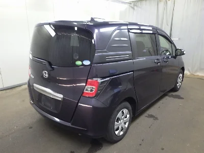 HONDA FREED SPIKE