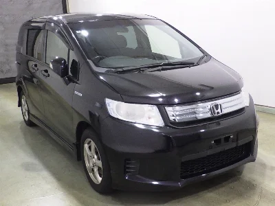 HONDA FREED SPIKE