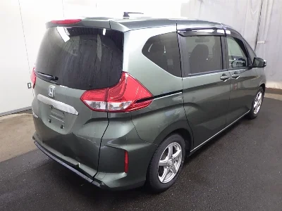 HONDA FREED+