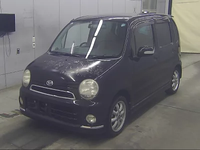 DAIHATSU MOVE LATTE