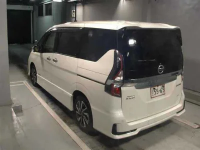 NISSAN SERENA