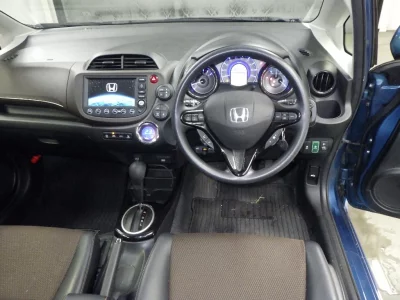 HONDA FIT SHUTTLE