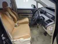 Цена авто Honda Stepwgn с аукционов Японии, номер кузова RG1, пробег 205 000, оценка 4