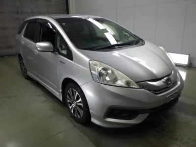 HONDA FIT SHUTTLE