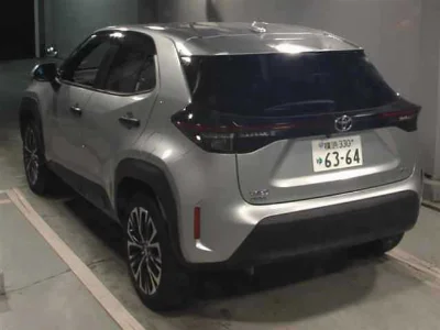 TOYOTA YARIS CROSS