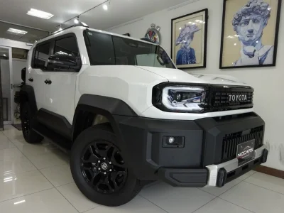 TOYOTA LAND CRUISER FJ