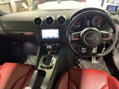 AUDI TT